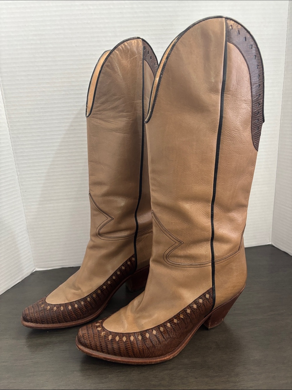 Vintage Neiman Marcus 70/80s Leather Cowboy Boots. Womens Size 7 (37)